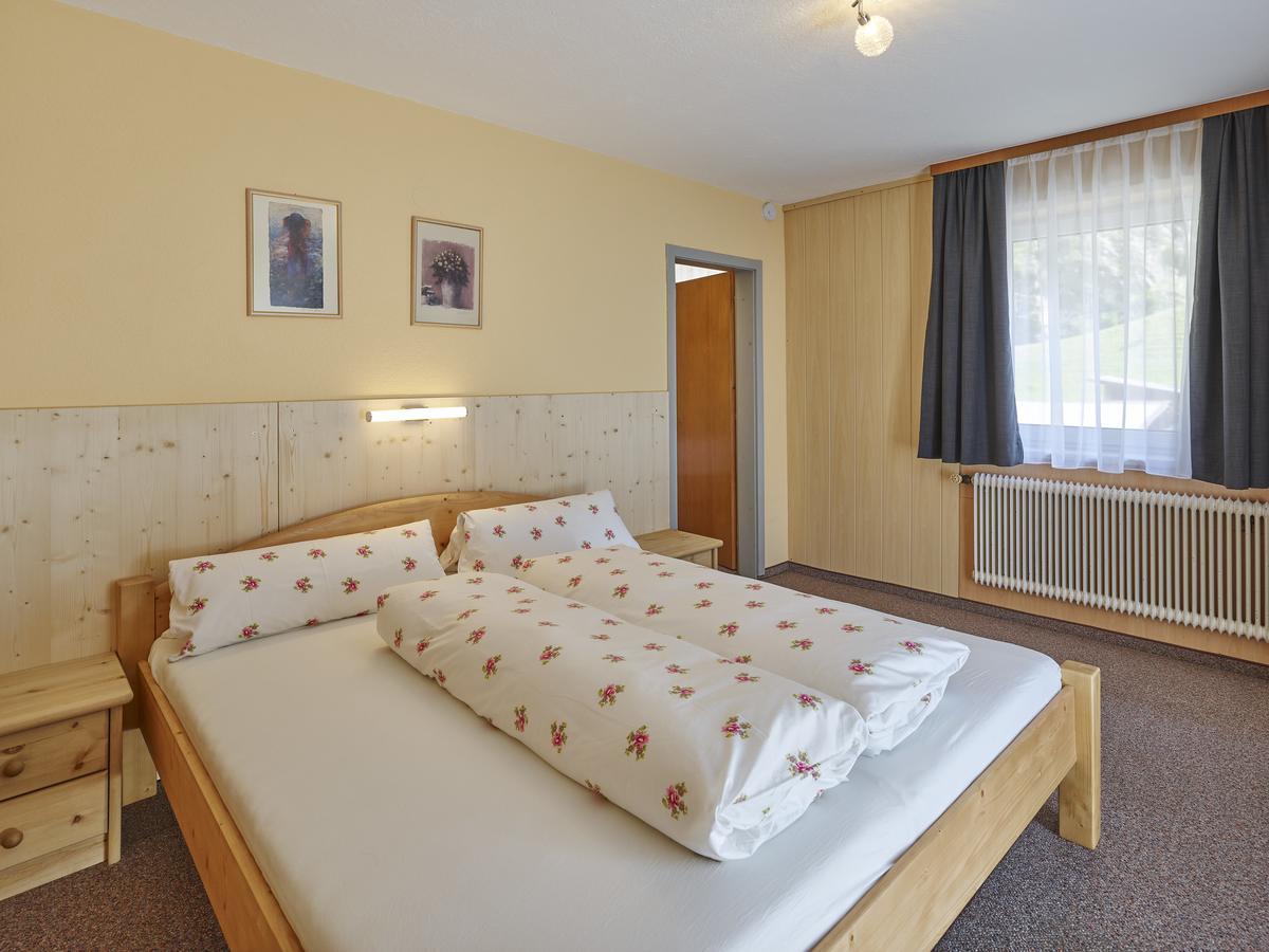 Haus Alpina Hotel Langenfeld Ngoại thất bức ảnh